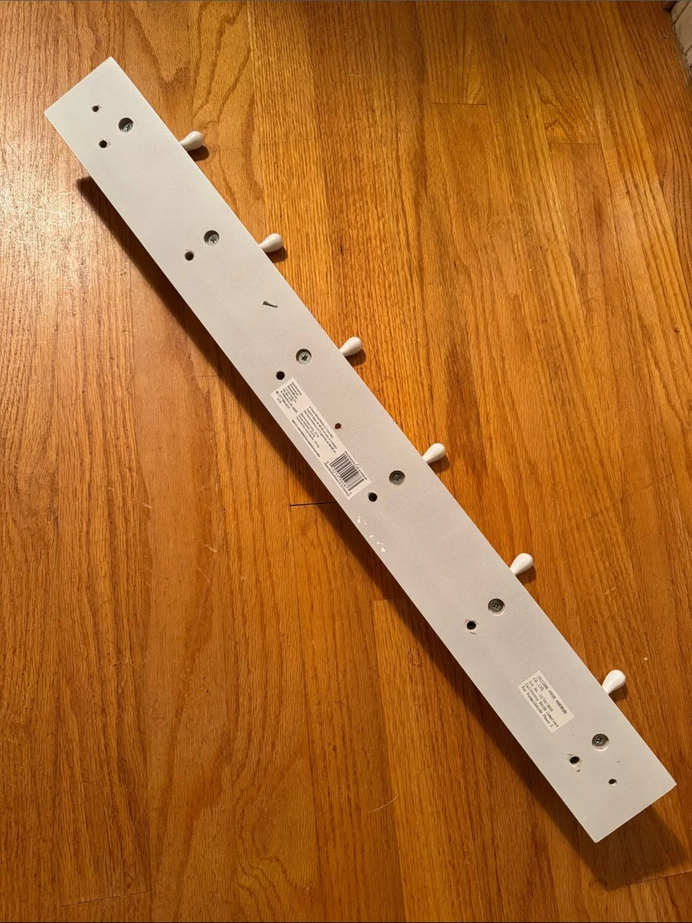 27'' White 6 Hook Rail with 6 Heavy Duty Coat and Hat Hooks